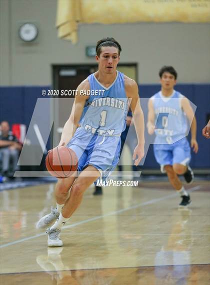 Thumbnail 3 in University City vs. San Diego (CIF SDS D2 Championship) photogallery.