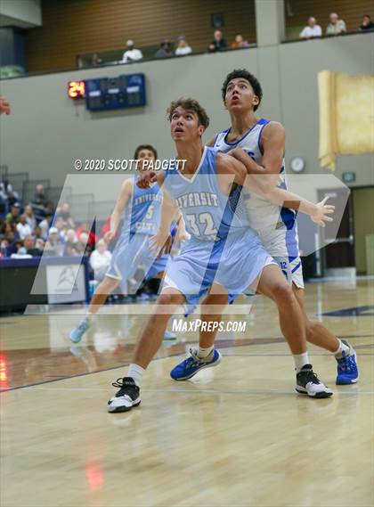 Thumbnail 1 in University City vs. San Diego (CIF SDS D2 Championship) photogallery.