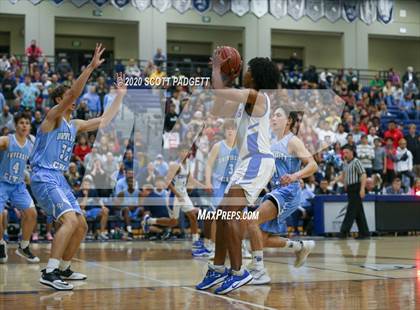 Thumbnail 1 in University City vs. San Diego (CIF SDS D2 Championship) photogallery.
