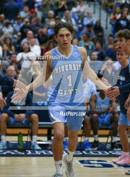 Thumbnail 3 in University City vs. San Diego (CIF SDS D2 Championship) photogallery.