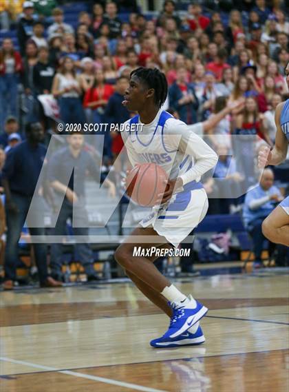 Thumbnail 1 in University City vs. San Diego (CIF SDS D2 Championship) photogallery.