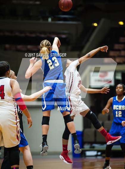 Thumbnail 2 in San Joaquin Memorial vs. Bakersfield Christian (CIF CS D5 Final) photogallery.
