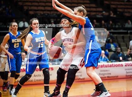 Thumbnail 2 in San Joaquin Memorial vs. Bakersfield Christian (CIF CS D5 Final) photogallery.