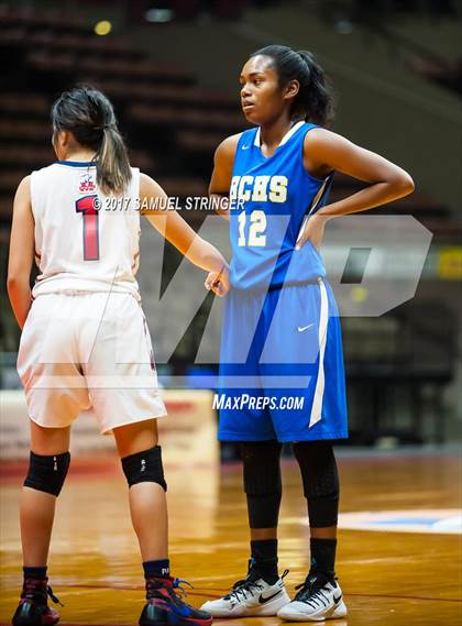 Thumbnail 2 in San Joaquin Memorial vs. Bakersfield Christian (CIF CS D5 Final) photogallery.