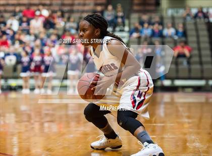 Thumbnail 2 in San Joaquin Memorial vs. Bakersfield Christian (CIF CS D5 Final) photogallery.