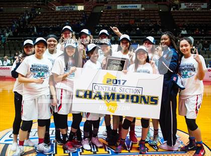 Thumbnail 1 in San Joaquin Memorial vs. Bakersfield Christian (CIF CS D5 Final) photogallery.