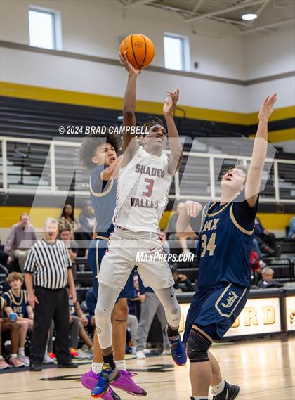 Thumbnail 2 in Jacksonville vs. Shades Valley photogallery.