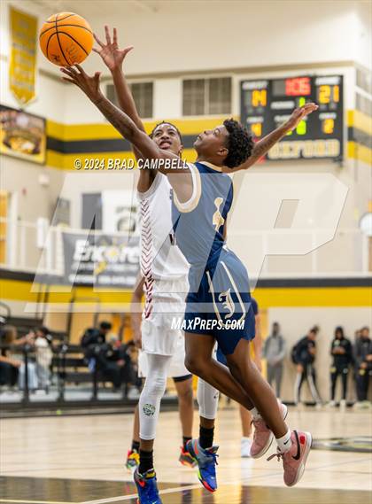 Thumbnail 3 in Jacksonville vs. Shades Valley photogallery.