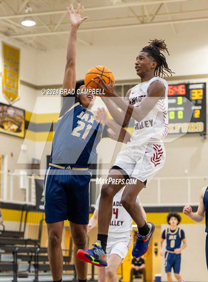 Thumbnail 3 in Jacksonville vs. Shades Valley photogallery.
