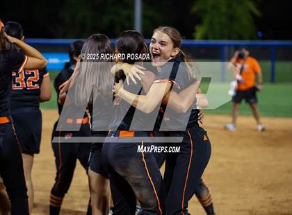 Thumbnail 2 in Coalinga vs. Woodlake (CIFCS - Division IV Championship) photogallery.