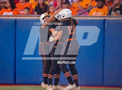 Thumbnail 3 in Coalinga vs. Woodlake (CIFCS - Division IV Championship) photogallery.