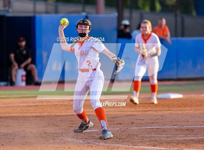 Thumbnail 3 in Coalinga vs. Woodlake (CIFCS - Division IV Championship) photogallery.