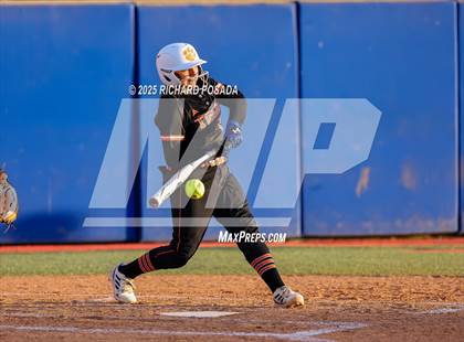 Thumbnail 3 in Coalinga vs. Woodlake (CIFCS - Division IV Championship) photogallery.