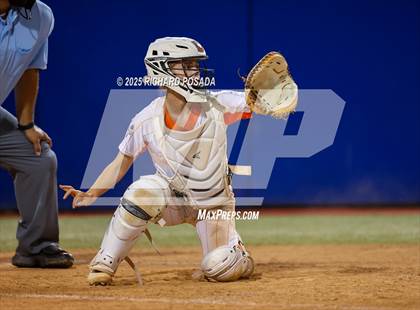 Thumbnail 3 in Coalinga vs. Woodlake (CIFCS - Division IV Championship) photogallery.