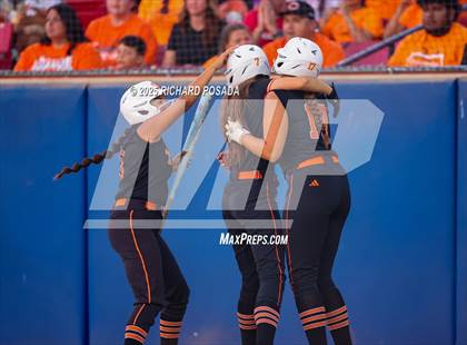 Thumbnail 2 in Coalinga vs. Woodlake (CIFCS - Division IV Championship) photogallery.