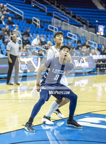 Thumbnail 3 in Servite vs. Loyola (Trinity-Mission League Challenge) photogallery.