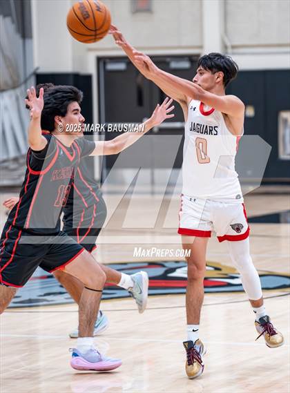 Thumbnail 2 in Katella @ Segerstrom photogallery.