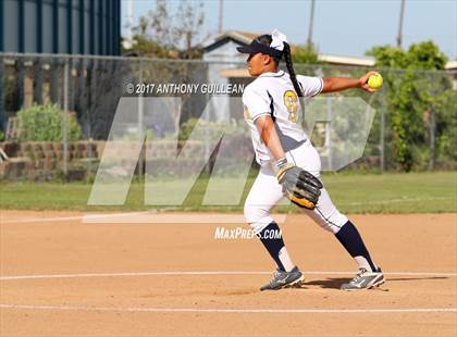 Thumbnail 3 in Cabrillo @ Millikan photogallery.