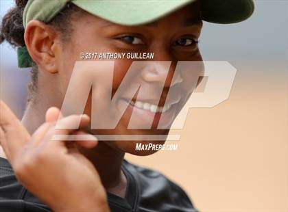 Thumbnail 1 in Cabrillo @ Millikan photogallery.