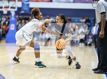 Thumbnail 1 in Southeast Raleigh vs. Millbrook (NCHSAA 4A Regional Championship) photogallery.