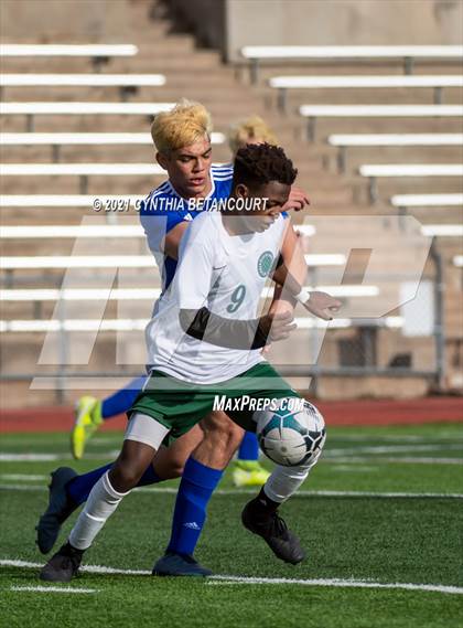 Thumbnail 3 in Overland vs Cherry Creek photogallery.