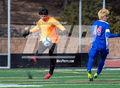 Thumbnail 3 in Overland vs Cherry Creek photogallery.
