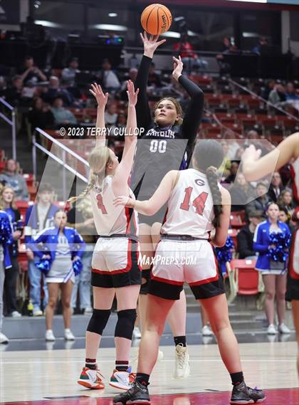 Thumbnail 2 in Grantsville vs. Carbon (UHSAA 3A Semifinal) photogallery.