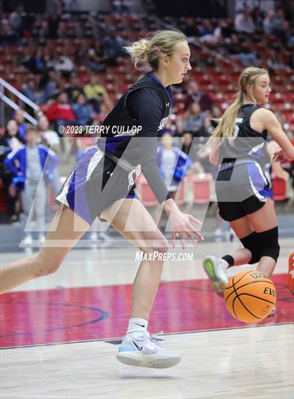 Thumbnail 1 in Grantsville vs. Carbon (UHSAA 3A Semifinal) photogallery.