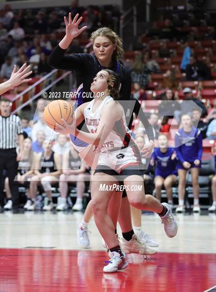 Thumbnail 2 in Grantsville vs. Carbon (UHSAA 3A Semifinal) photogallery.