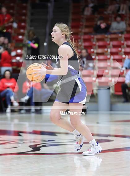 Thumbnail 1 in Grantsville vs. Carbon (UHSAA 3A Semifinal) photogallery.
