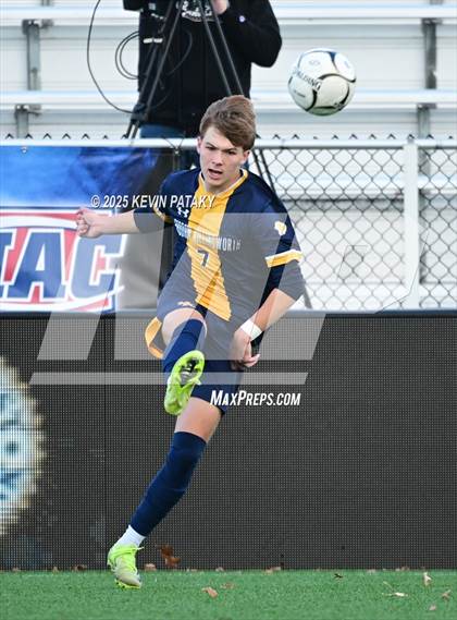 Thumbnail 3 in Somers vs. Haddam-Killingworth (CIAC Class S Final) photogallery.