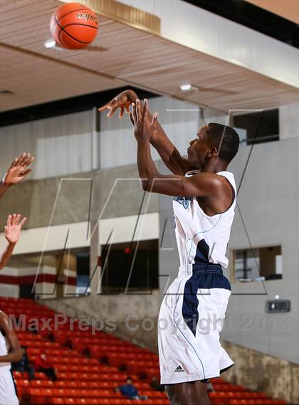 Thumbnail 2 in Carter @ Wyatt (DFW Basketball Challenge) photogallery.
