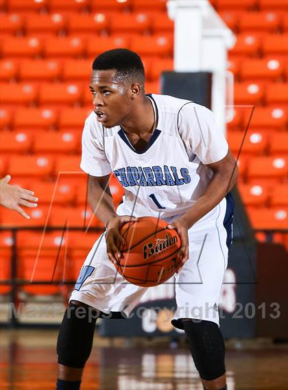 Thumbnail 1 in Carter @ Wyatt (DFW Basketball Challenge) photogallery.