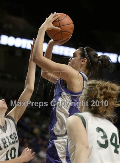 Thumbnail 3 in York Catholic vs. Villa Maria Academy (PIAA Class AA Championship) photogallery.