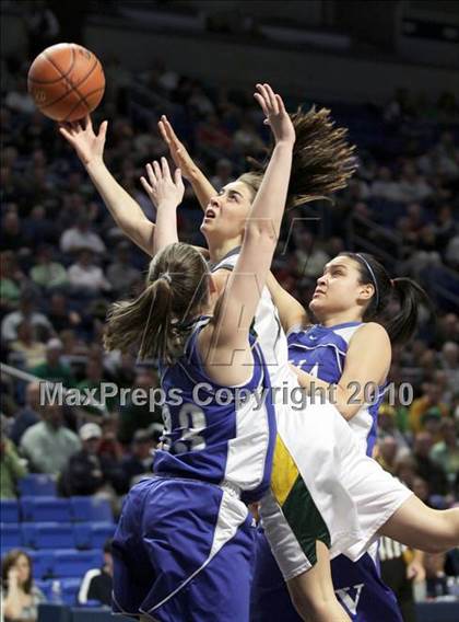 Thumbnail 1 in York Catholic vs. Villa Maria Academy (PIAA Class AA Championship) photogallery.