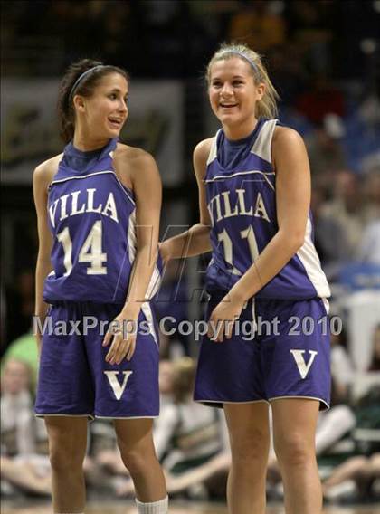 Thumbnail 3 in York Catholic vs. Villa Maria Academy (PIAA Class AA Championship) photogallery.