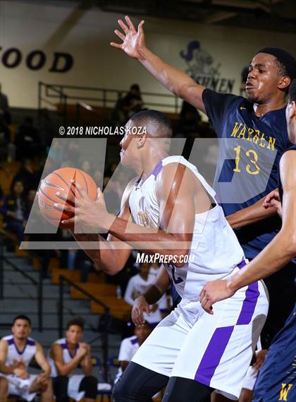 Thumbnail 2 in Warren vs Lynwood photogallery.