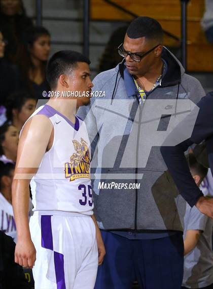 Thumbnail 1 in Warren vs Lynwood photogallery.