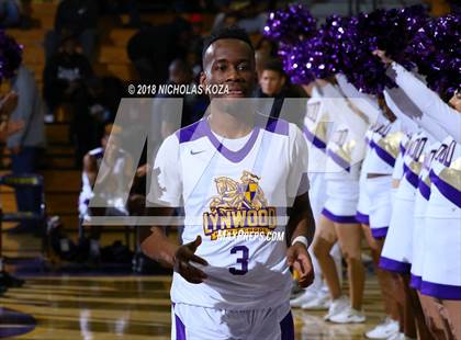 Thumbnail 1 in Warren vs Lynwood photogallery.