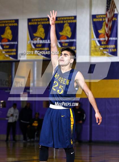 Thumbnail 3 in Warren vs Lynwood photogallery.
