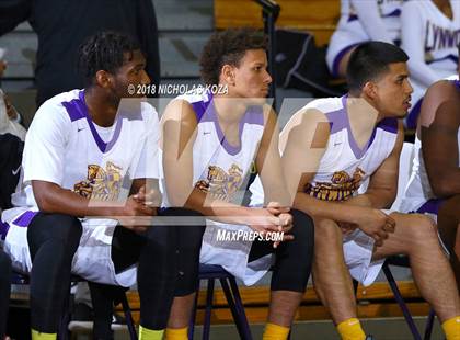 Thumbnail 3 in Warren vs Lynwood photogallery.