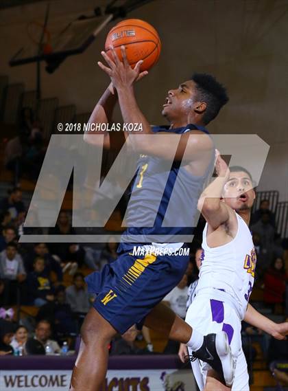 Thumbnail 3 in Warren vs Lynwood photogallery.
