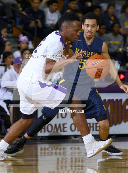 Thumbnail 2 in Warren vs Lynwood photogallery.