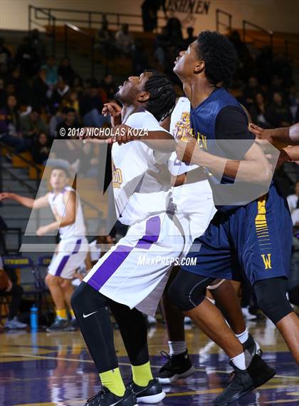 Thumbnail 1 in Warren vs Lynwood photogallery.