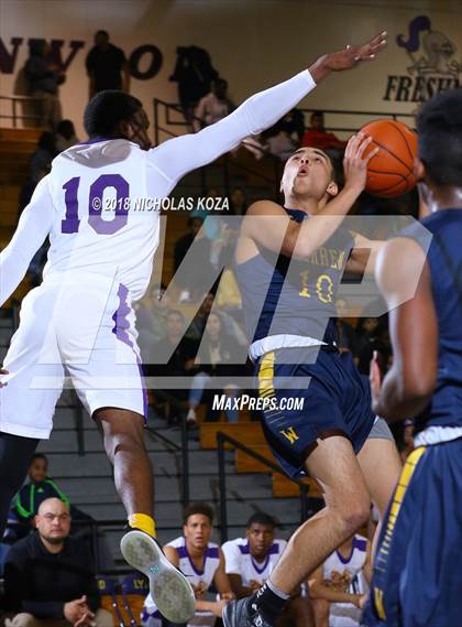 Thumbnail 3 in Warren vs Lynwood photogallery.
