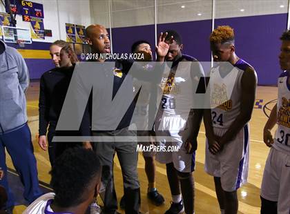 Thumbnail 2 in Warren vs Lynwood photogallery.