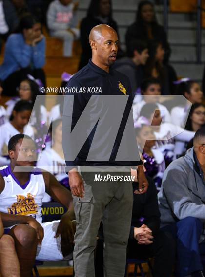Thumbnail 3 in Warren vs Lynwood photogallery.