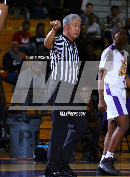 Thumbnail 2 in Warren vs Lynwood photogallery.