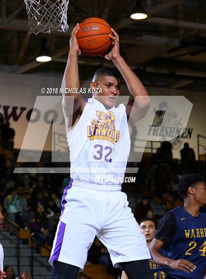 Thumbnail 1 in Warren vs Lynwood photogallery.