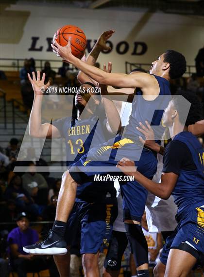 Thumbnail 3 in Warren vs Lynwood photogallery.